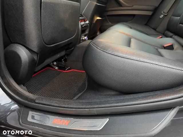 BMW Seria 5 520d xDrive Luxury Line - 15