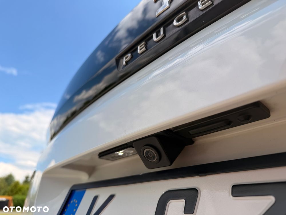 Peugeot 3008 BlueHDi 130 Stop & Start Allure Business-Paket - 12