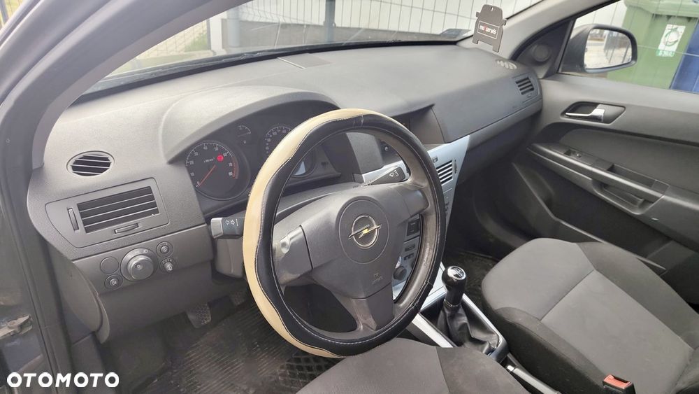 Opel Astra 1.4 - 9