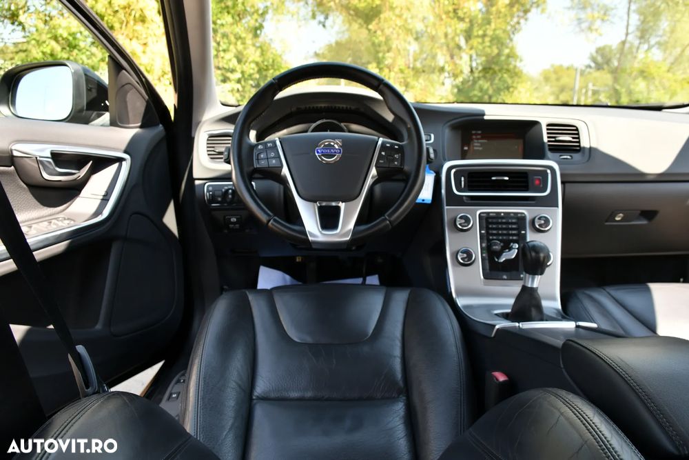 Volvo V60 DRIVe Summum - 33