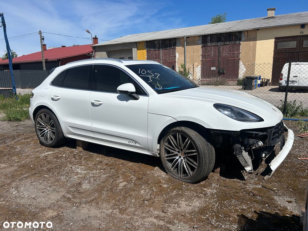 Porsche Macan GTS PDK - 7