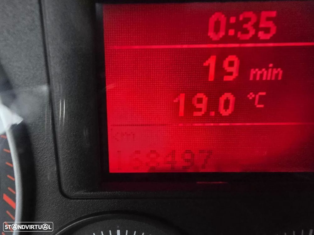 VW Golf 1.4i Trendline AC - 16