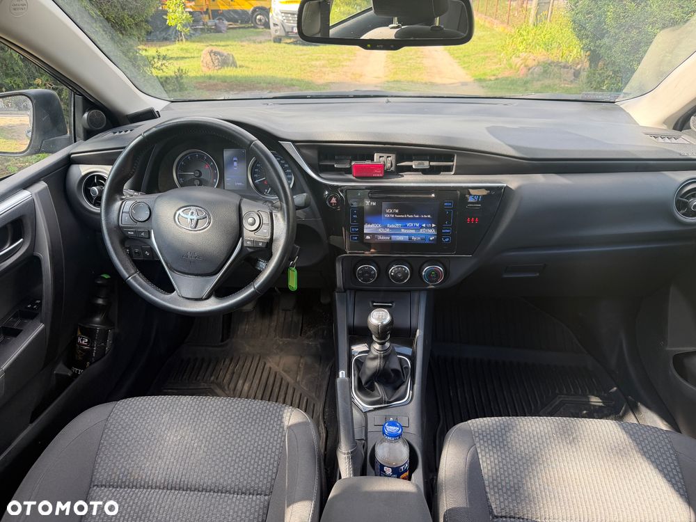 Toyota Corolla 1.6 Premium - 11