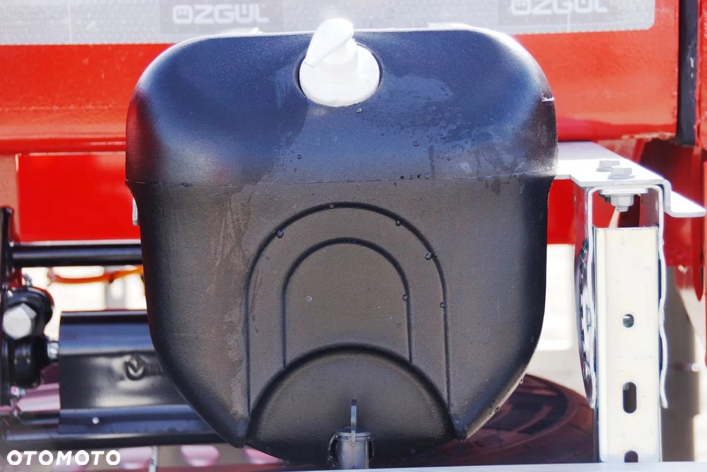 Inny MEGA Trailers - 24