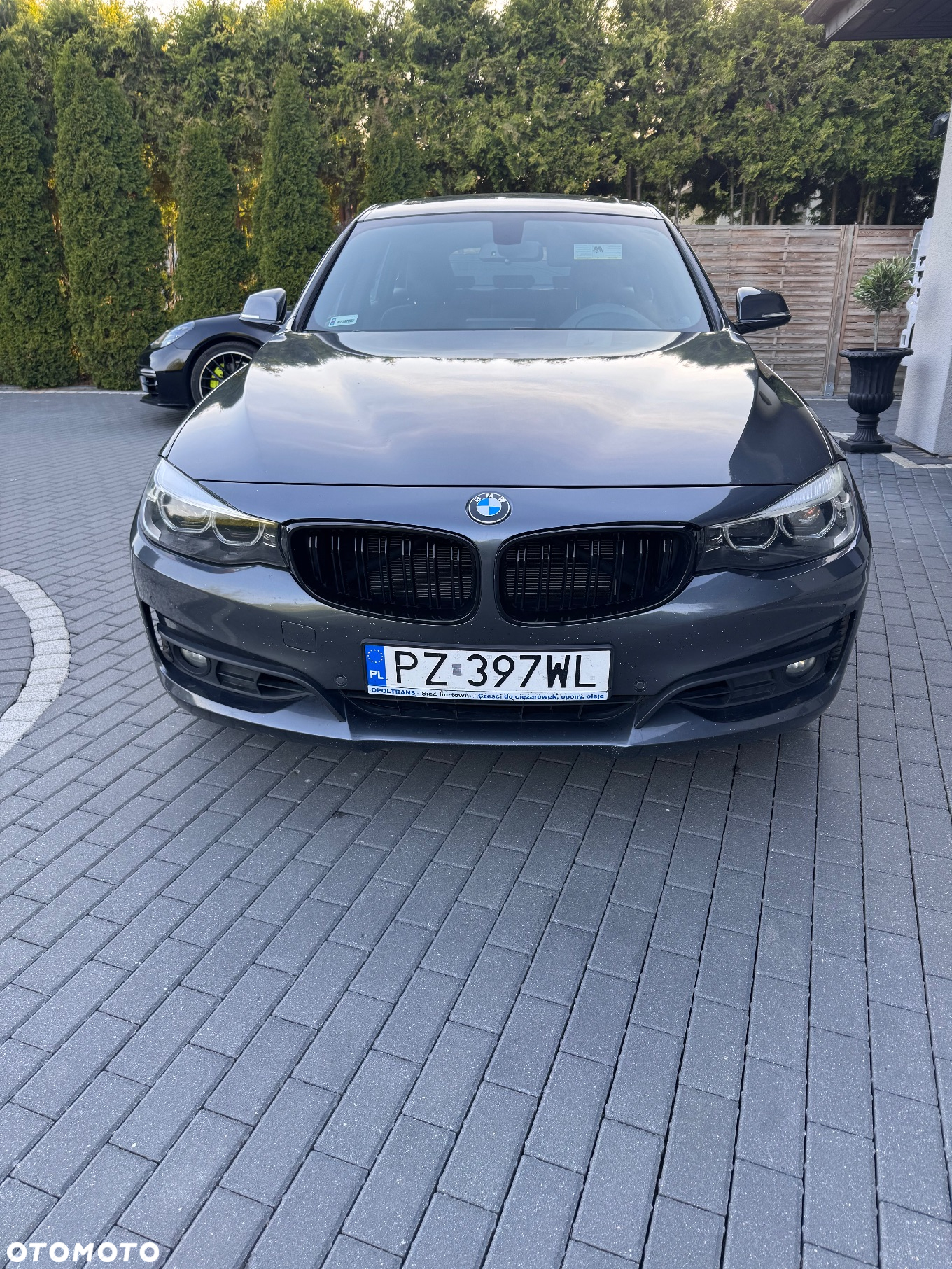 BMW 3GT 330i xDrive - 13