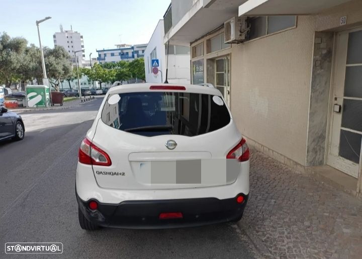 Nissan Qashqai - 2