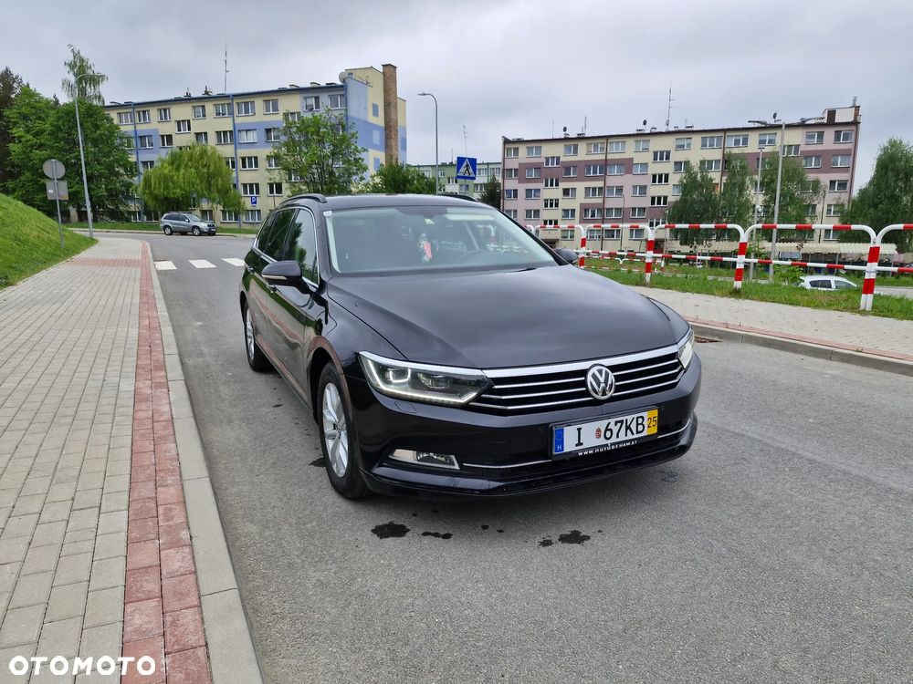 Volkswagen Passat 2.0 TDI (BlueMotion Technology) Highline - 9