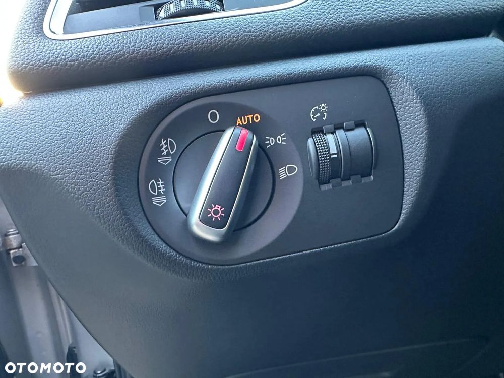 Audi Q3 2.0 TDI Quattro S tronic - 28