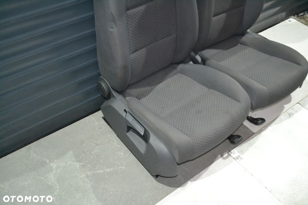 VW TOURAN FOTEL FOTELE PRZÓD PRZEDNIE EUROPA  POMORSKIE - 5