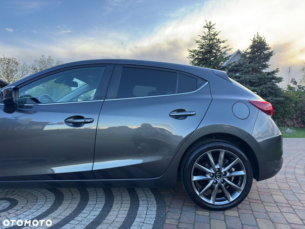 Mazda 3 - 13