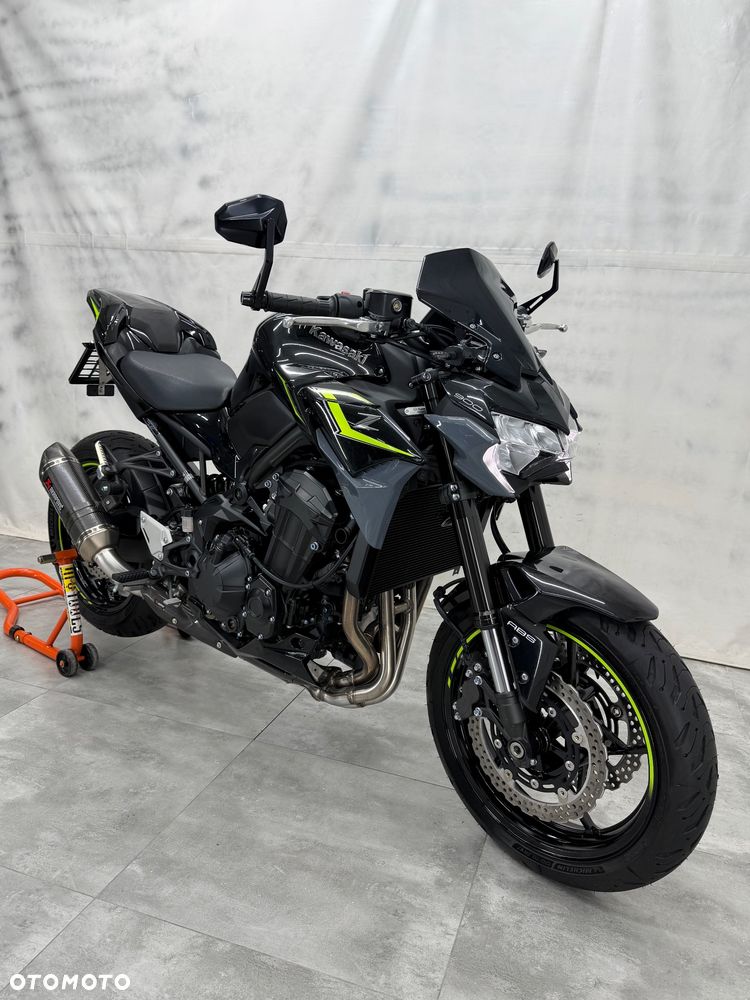 Kawasaki Z 900 - 8