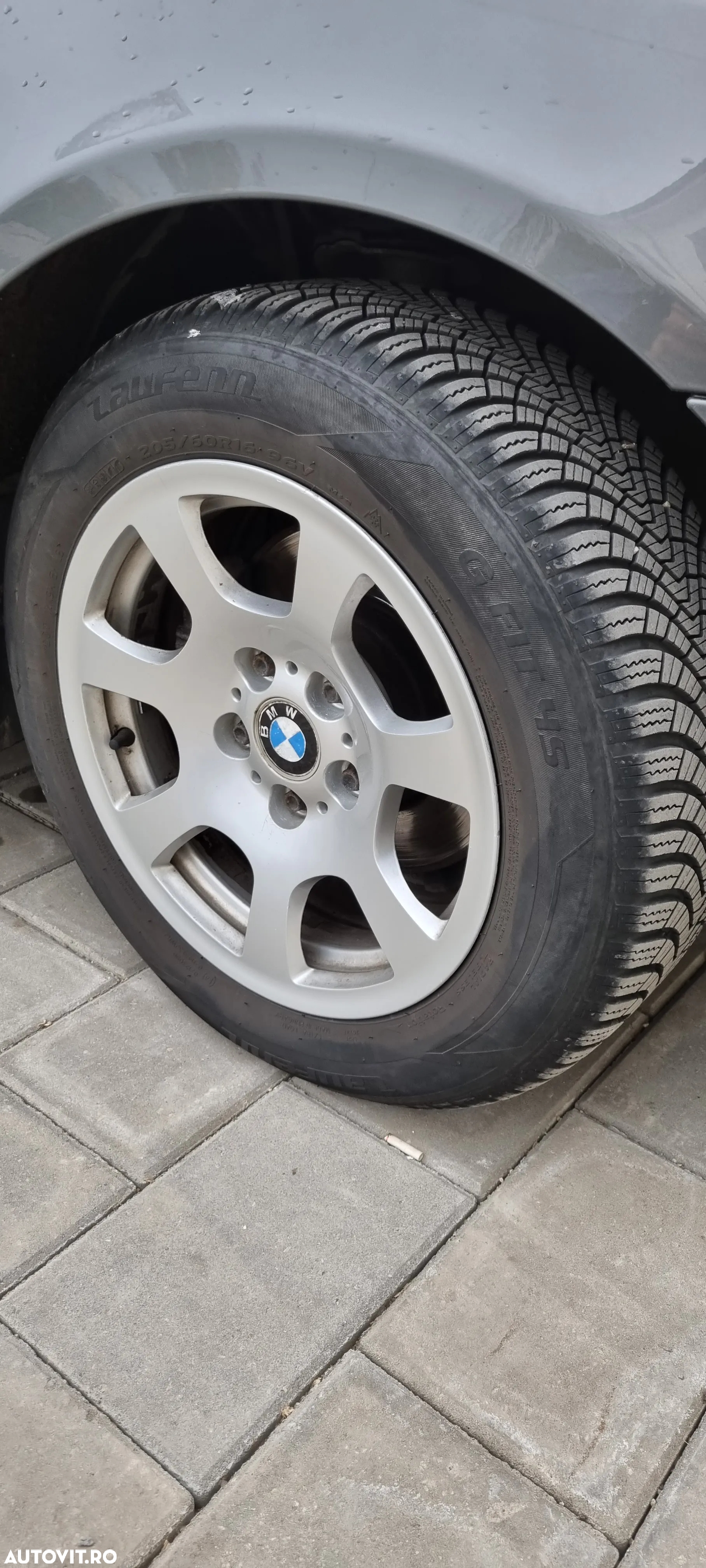 BMW Seria 5 520d Touring - 6