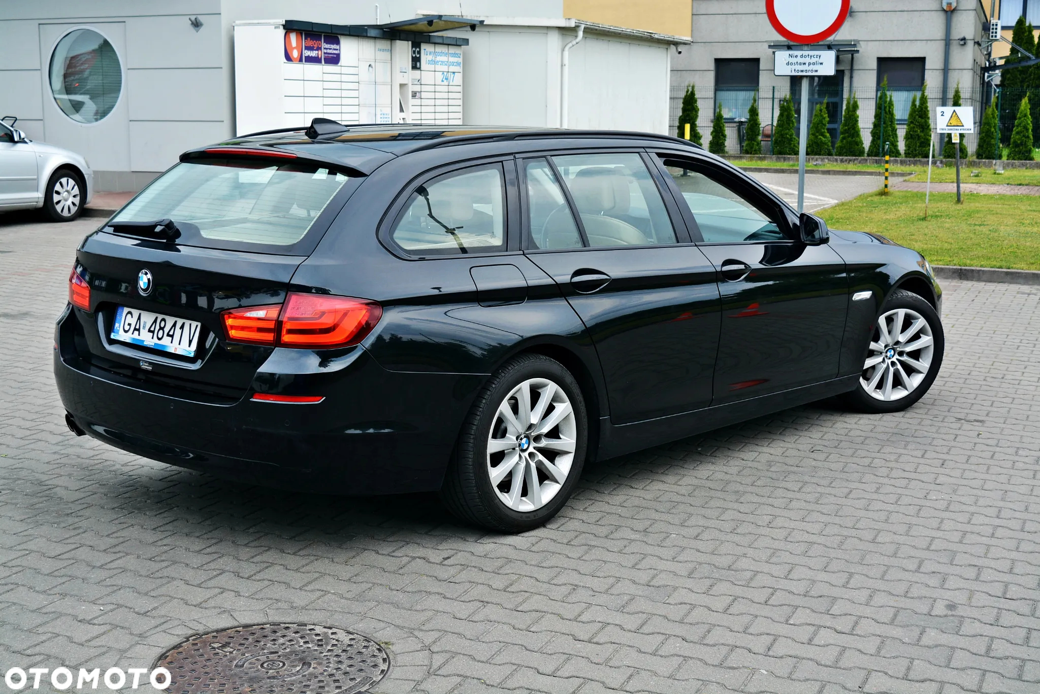 BMW Seria 5 520d Touring - 3