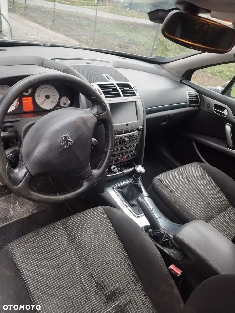 Peugeot 407 2.0 HDI Premium navtech gama - 4