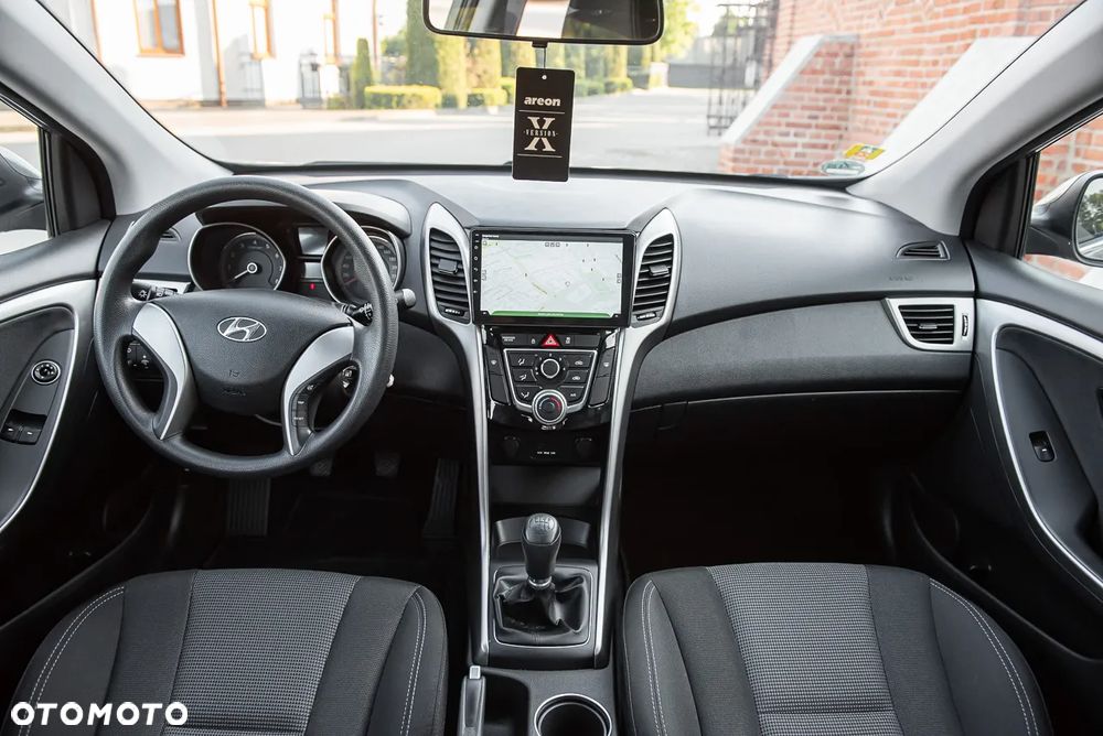 Hyundai i30 1.4 Trend - 27