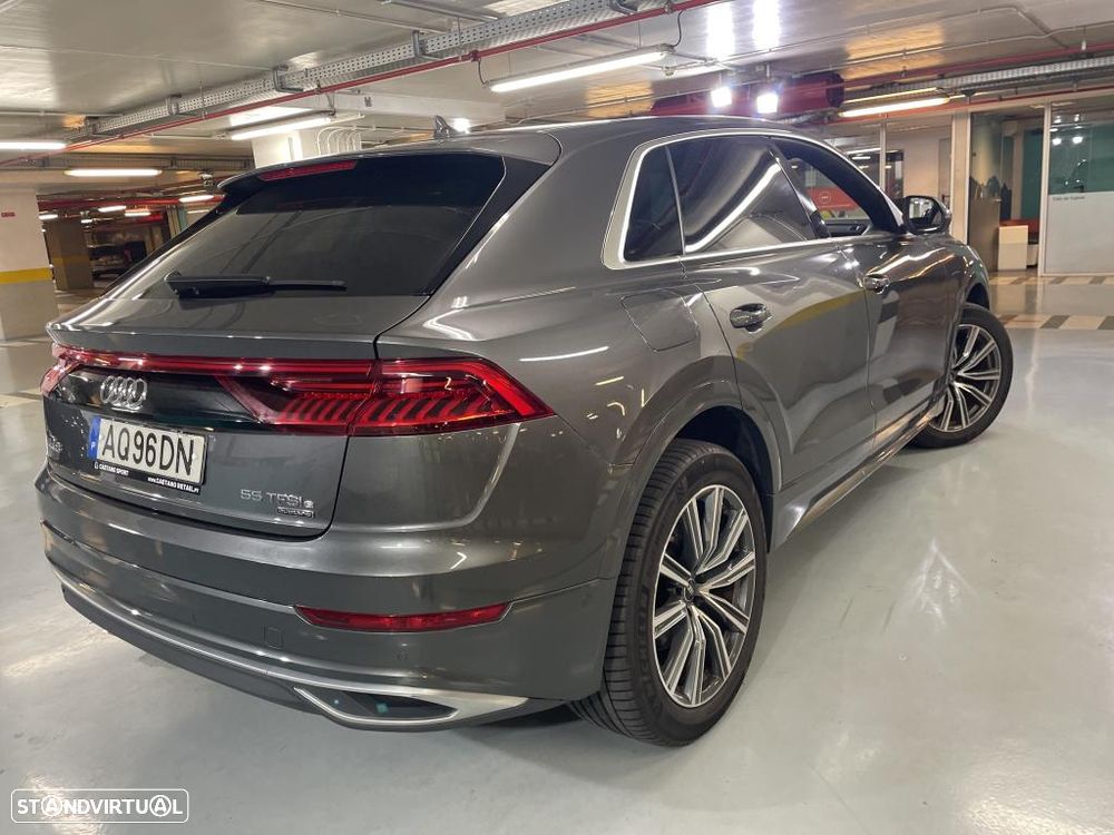 Audi Q8 55 TFSIe quattro Tiptronic - 4
