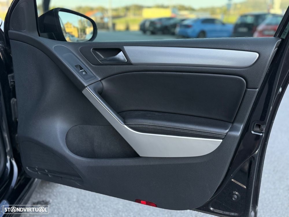 VW Golf 2.0 R DSG - 14