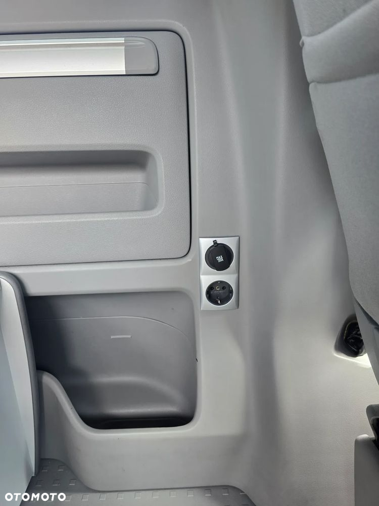 Volkswagen California - 29