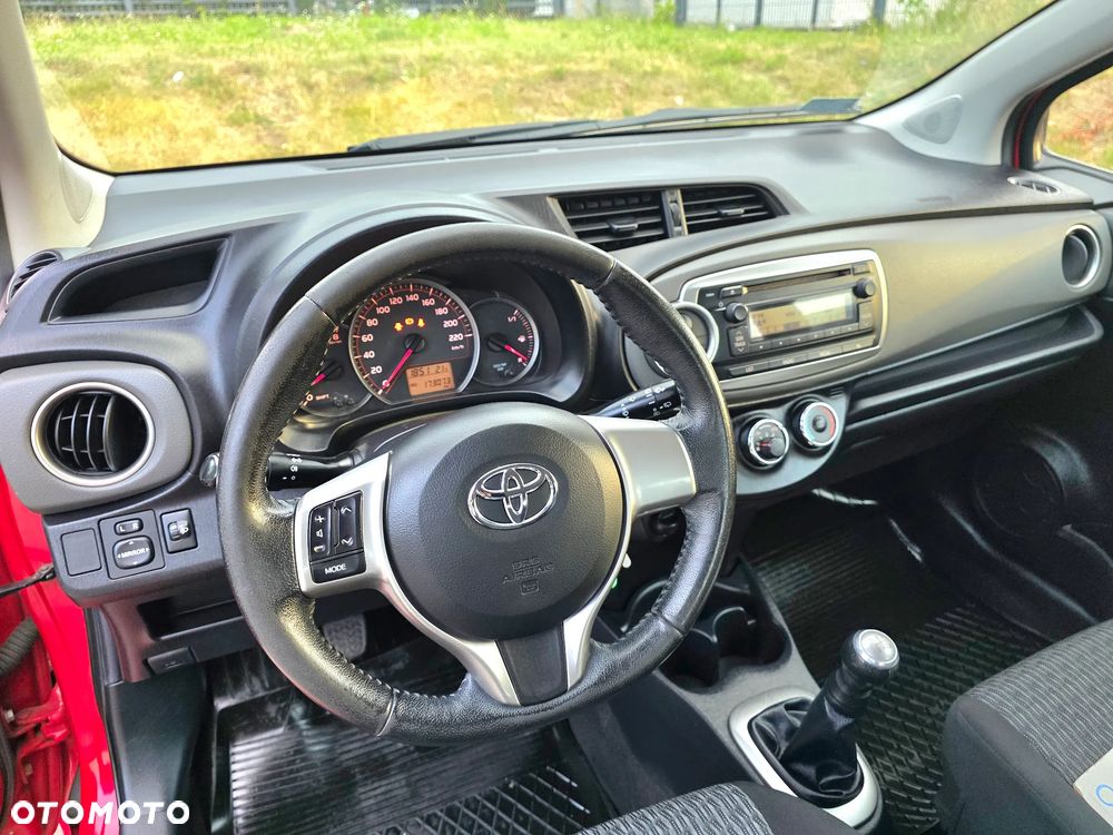 Toyota Yaris - 14