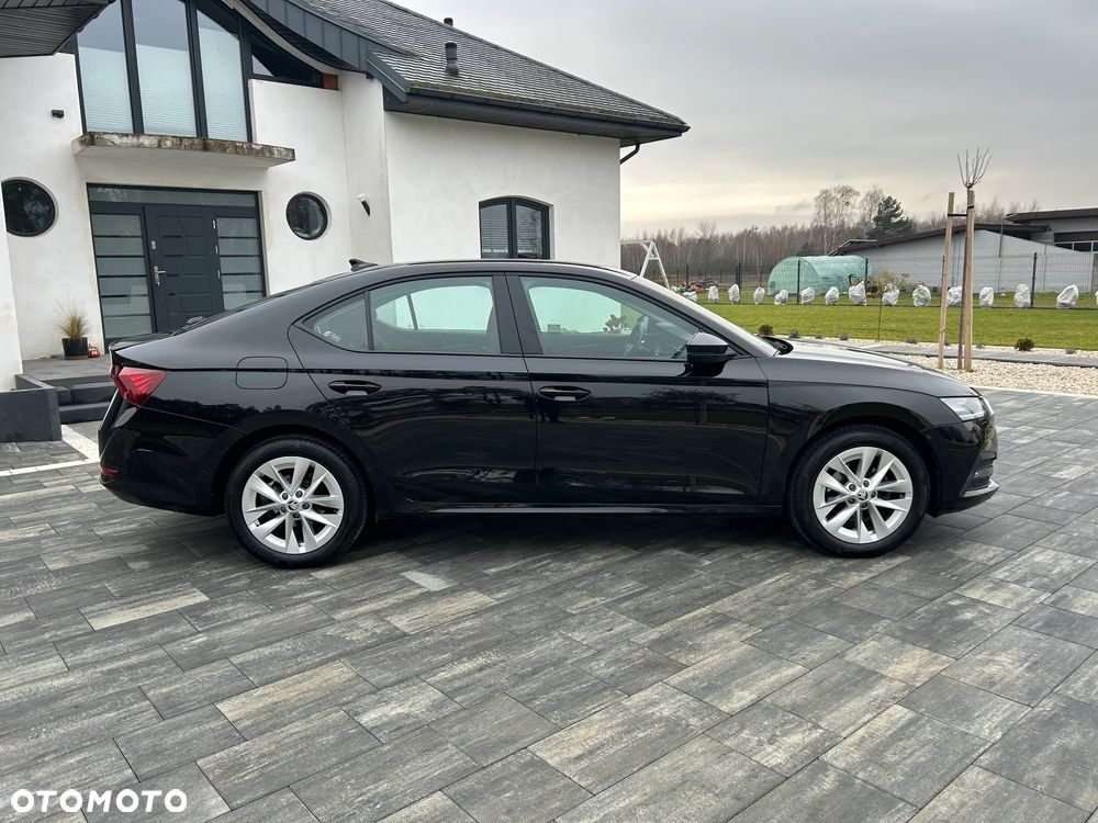 Skoda Octavia 1.5 TSI ACT Ambition - 8