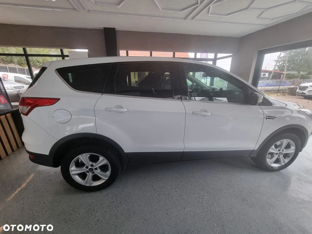 Ford Kuga 2.0 TDCi 4x4 SYNC - 4