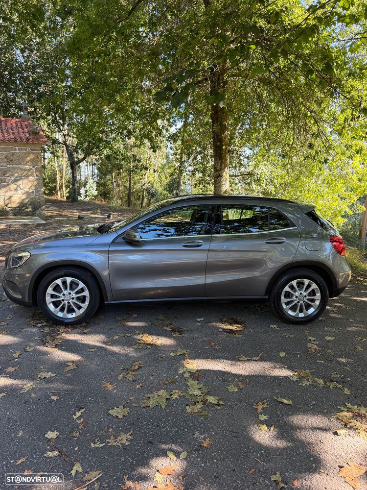 Mercedes-Benz GLA 180 (CDI) d 7G-DCT Urban - 9