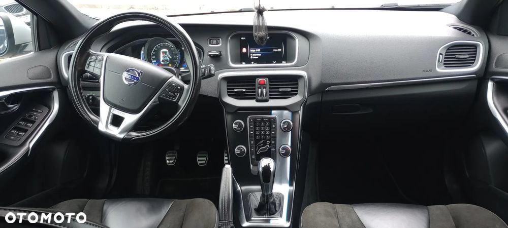 Volvo V40 D2 RDesign - 9