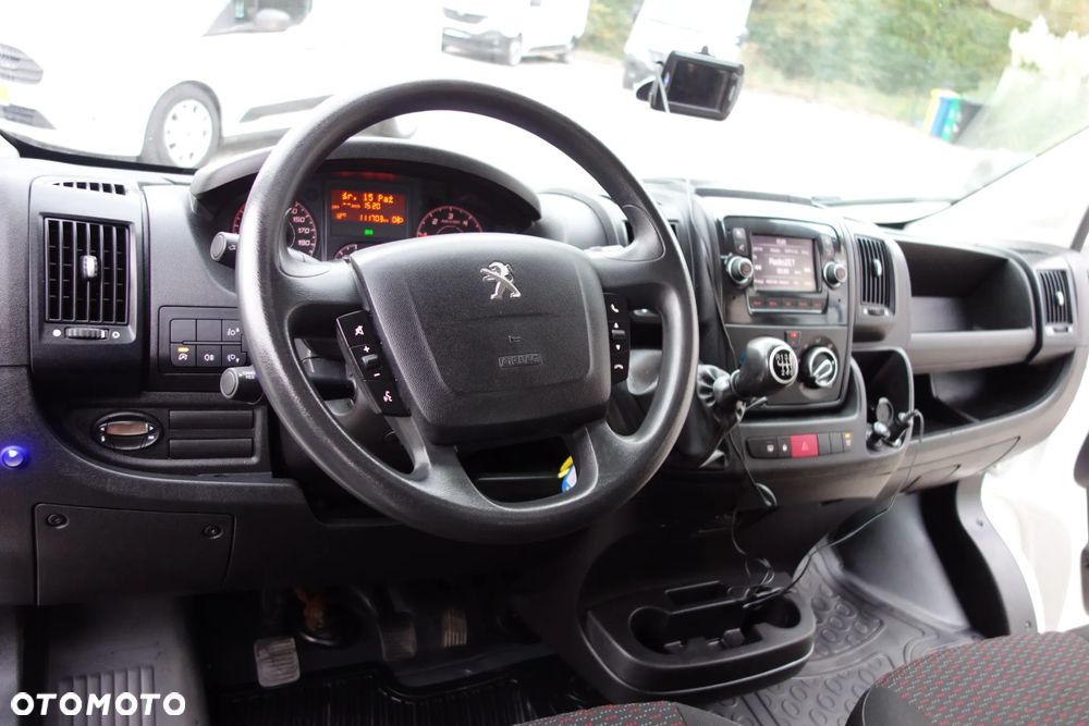 Peugeot Boxer Doka 7 Osobowa 2.2 Bluehdi 165 KM Klima Webasto - 25