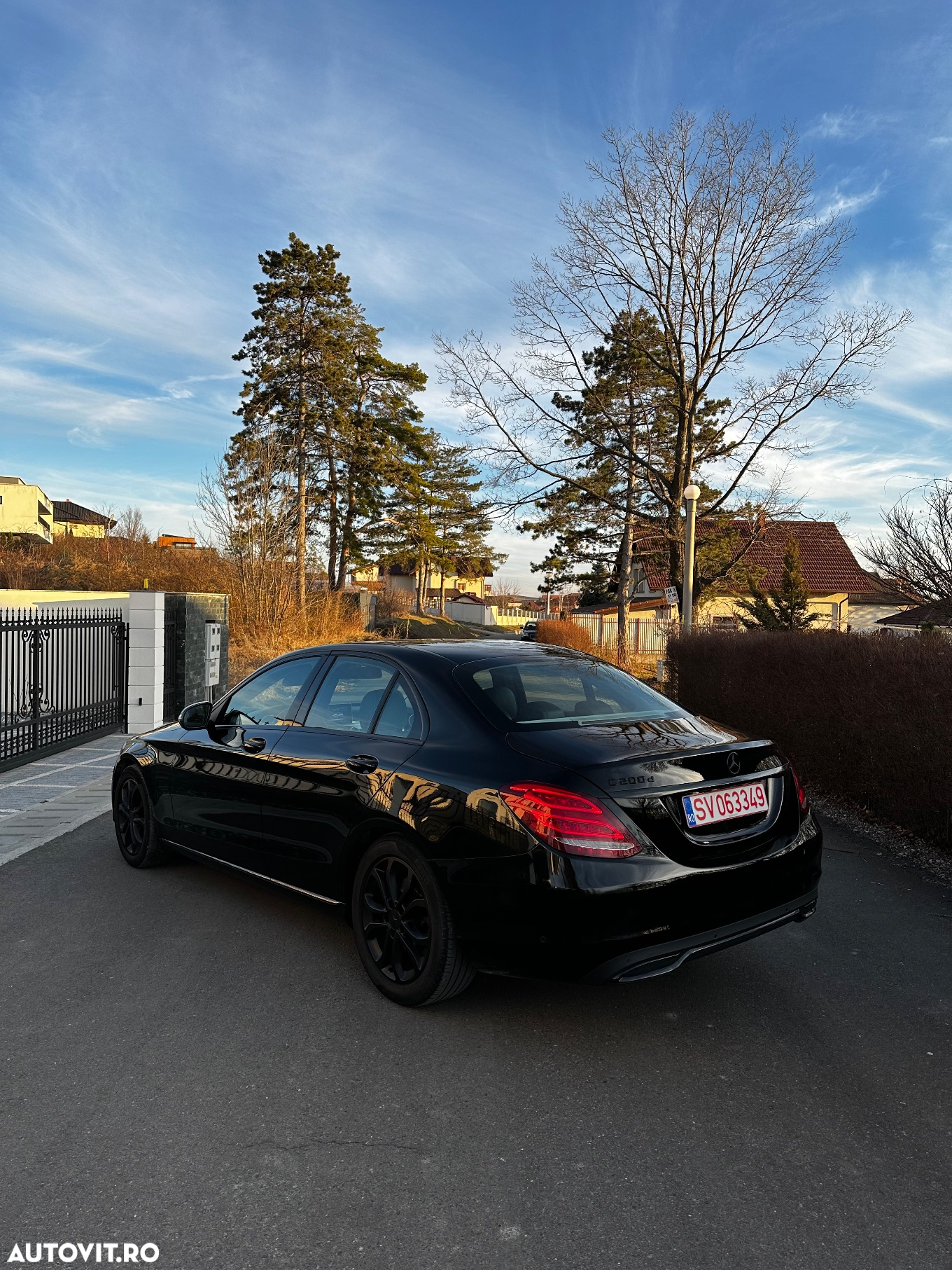 Mercedes-Benz C 200 (BlueTEC) d 7G-TRONIC Avantgarde - 4