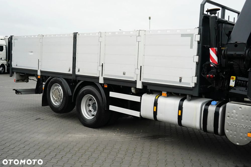 Volvo FM / 420 / 6 X 2 / SKRZYNIOWY + HDS / PALFINGER PK 26002 / WYS. 17 M / OŚ SKRĘTNA - 27