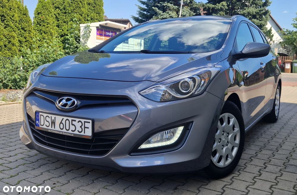 Hyundai i30 1.4 Classic + - 9