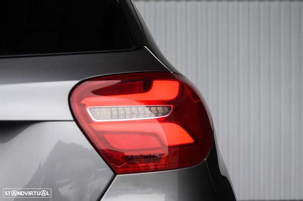 Mercedes-Benz A 180 d Urban - 12