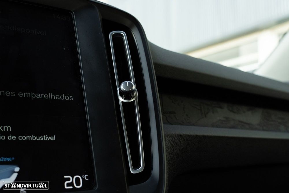 Volvo XC 40 1.5 T3 Tech Edition - 46