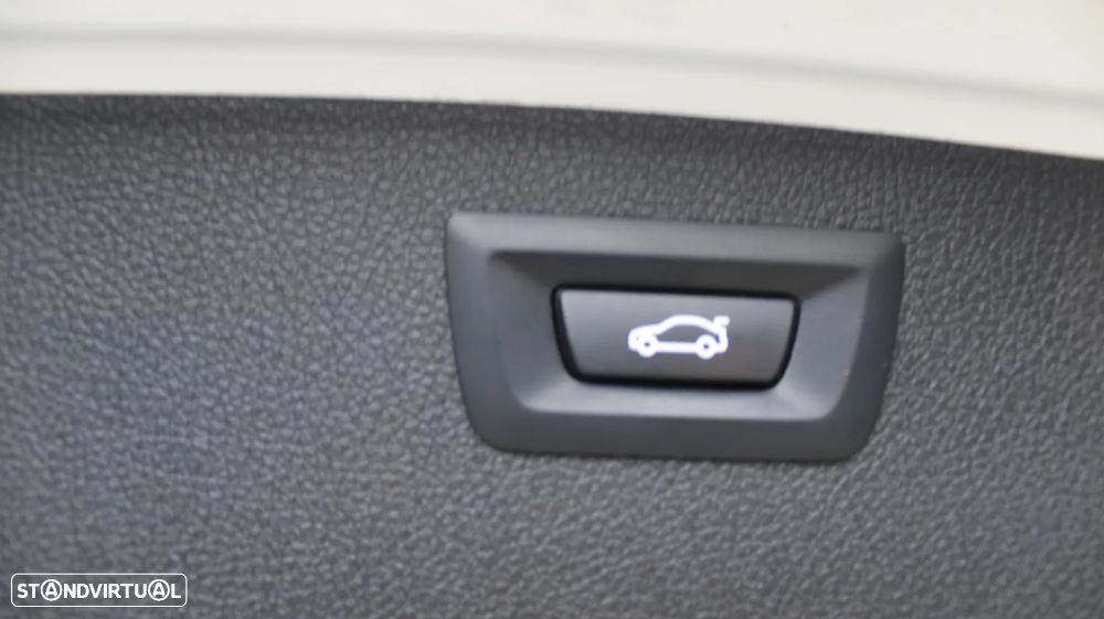 BMW 320 d Sport-Aut. Luxury Line - 30