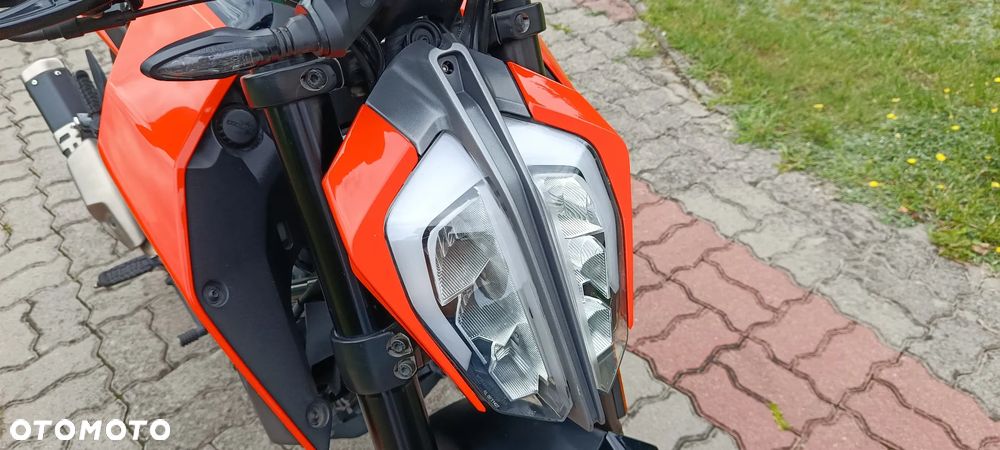 KTM Duke 125 - 9