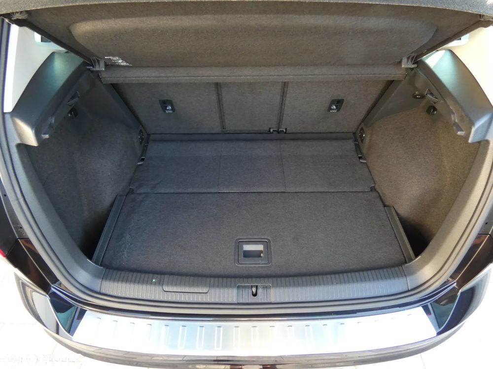 Volkswagen Golf Sportsvan - 37