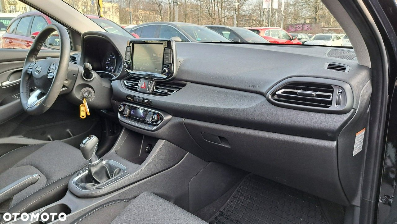 Hyundai i30 - 16