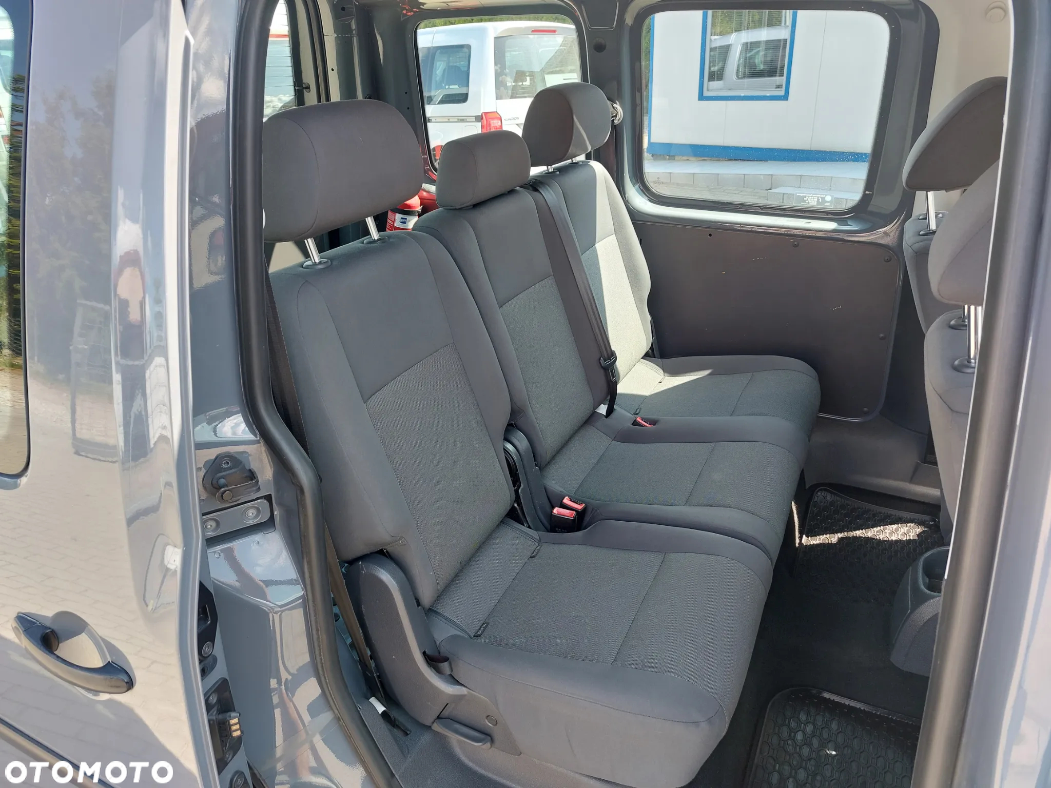 Volkswagen Caddy 1.6 TDI Comfortline - 14