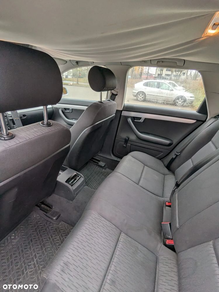 Audi A4 Avant 2.0 TDI - 10