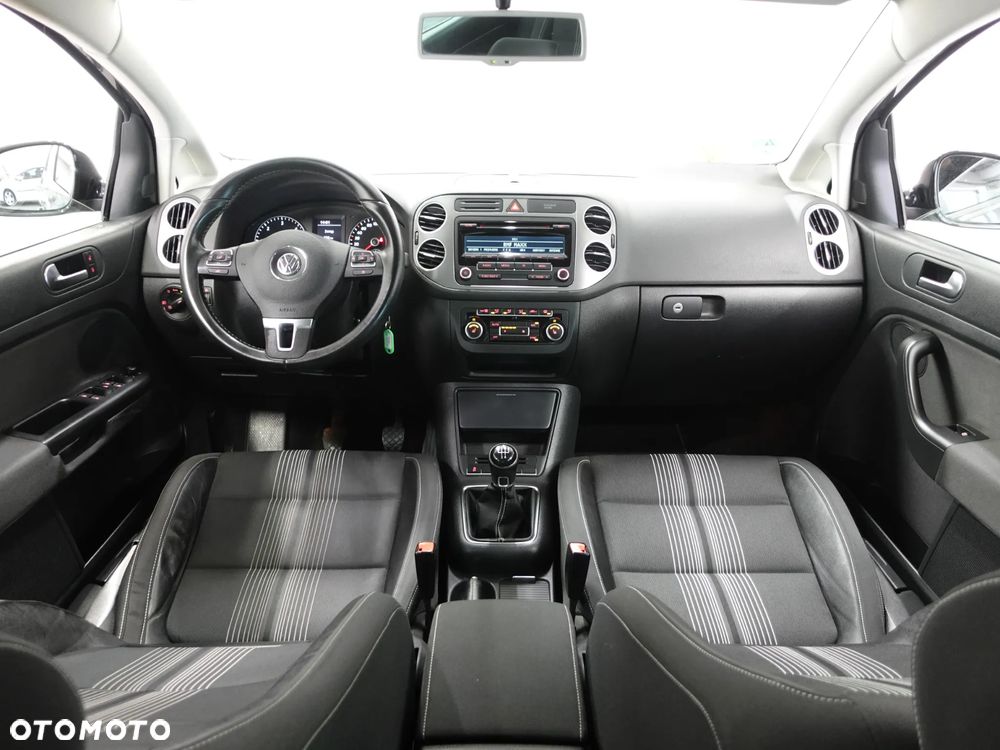Volkswagen Golf Plus 1.6 TDI DPF MATCH - 26