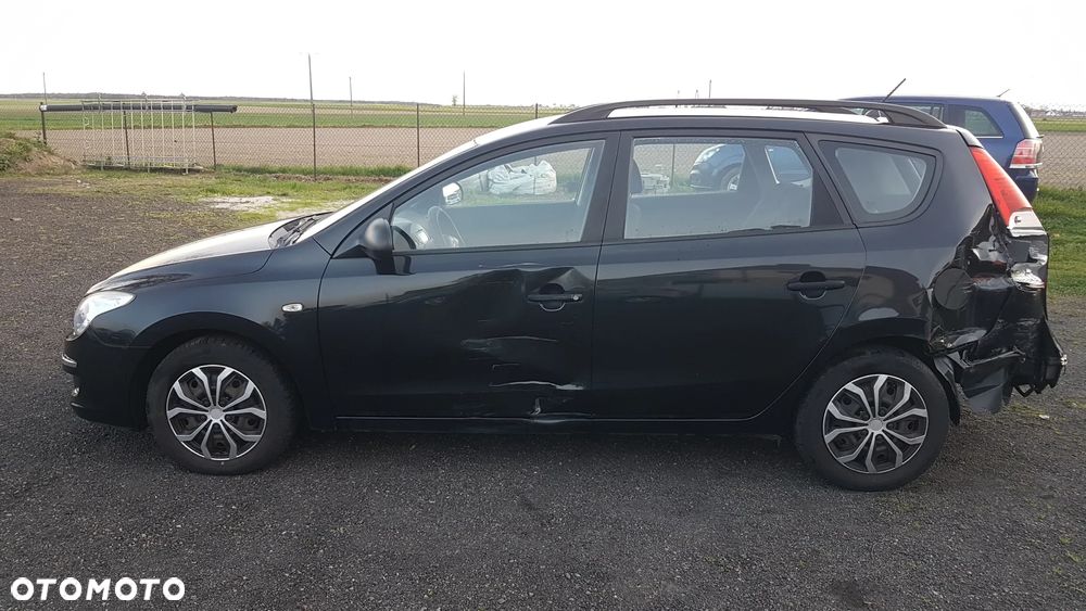 Hyundai i30 1.6 blue Style - 6