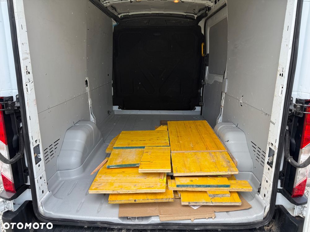 Ford Transit - 14
