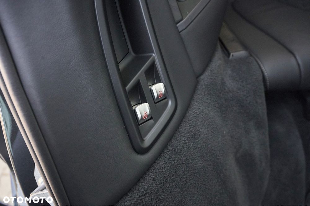 BMW X7 xDrive40i sport - 25