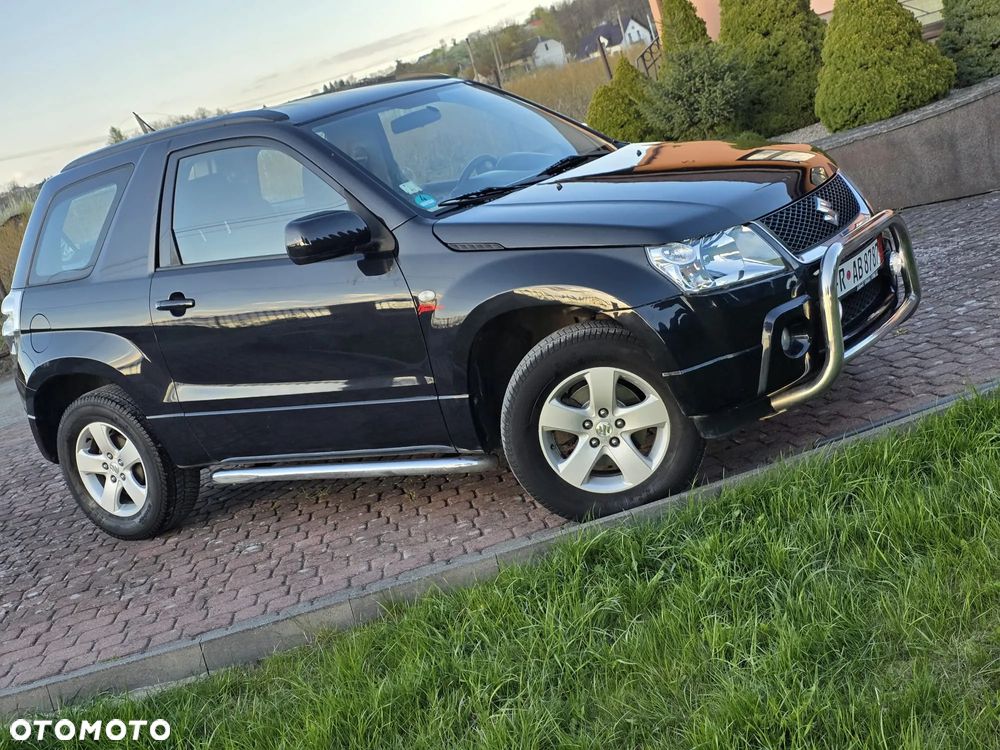 Suzuki Grand Vitara 1.6 Black&White - 4