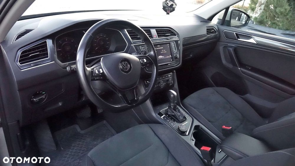 Volkswagen Tiguan - 5