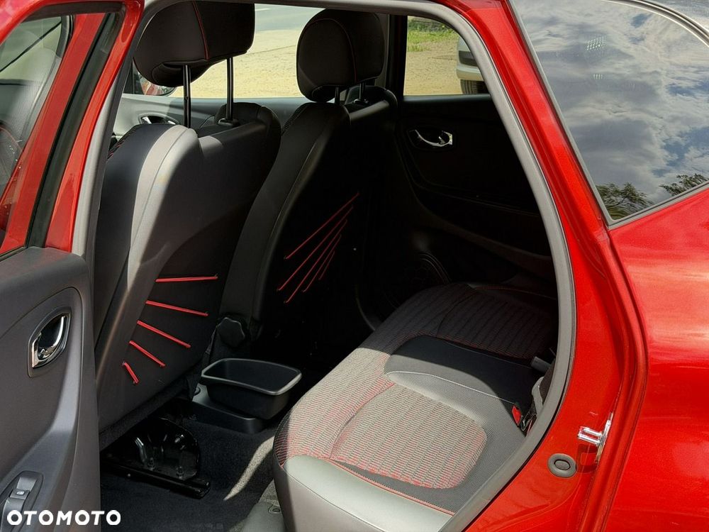 Renault Captur - 16