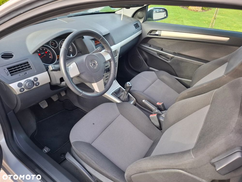 Opel Astra 1.4 Catch me now - 31
