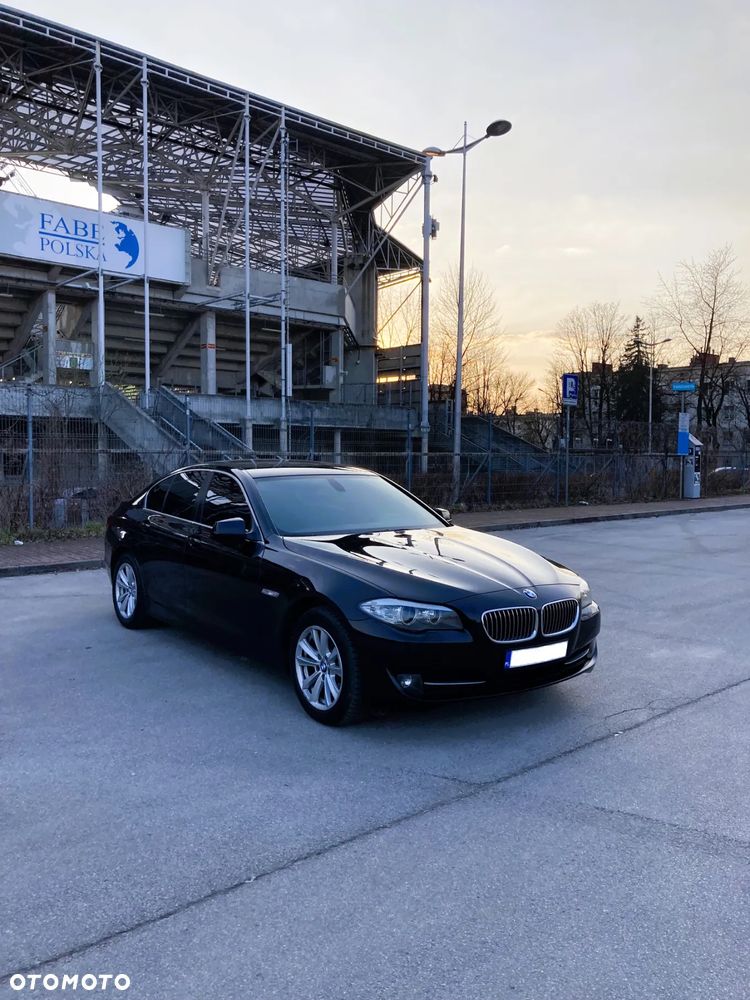BMW Seria 5 520d - 16