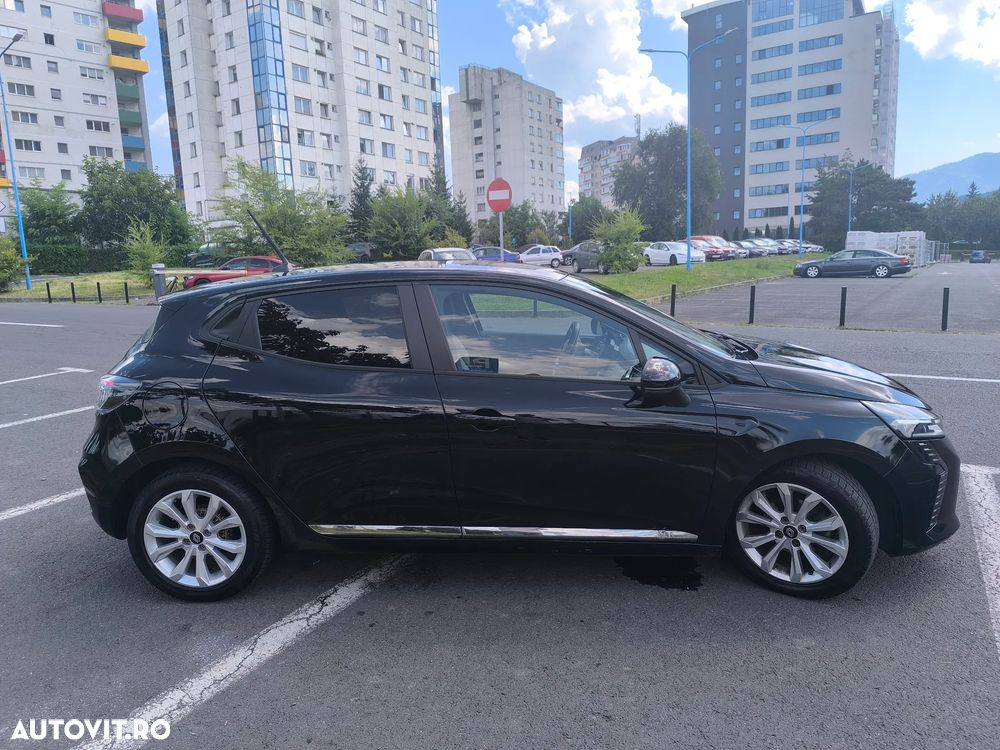 Renault Clio - 7