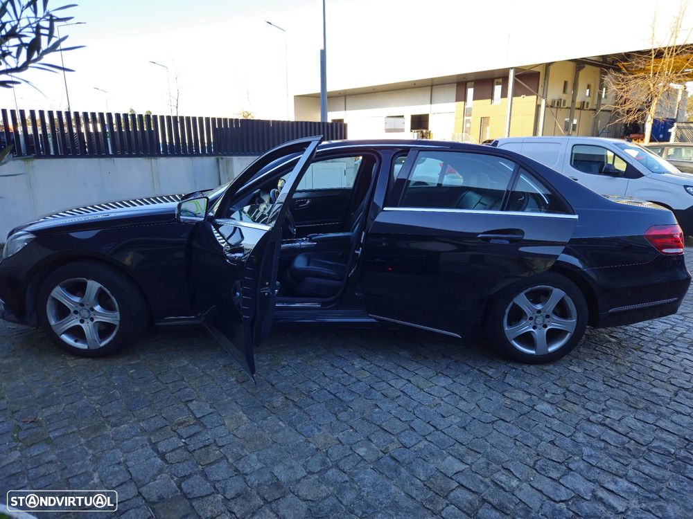 Mercedes-Benz E 220 BlueTEC 4Matic 7G-TRONIC Avantgarde - 7